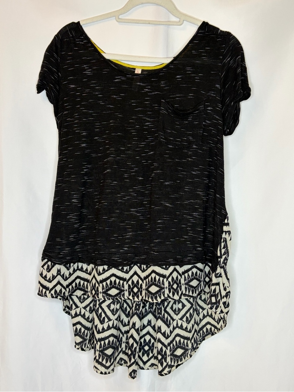 Xhilaration Mixed Media Boho Tunic Top Medium Black Aztec Print Pocket Hi Lo